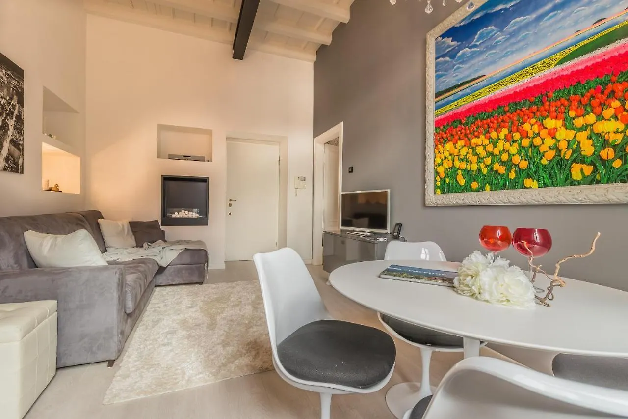 Apartment Il Diamante Del Lago Varenna Italy